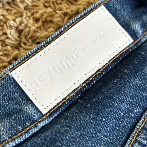 RE/DONE Mid-Rise Kick Flare Stretch Crop Jeans Mid 70s Wash in Size 26 - Picture 6 of 8